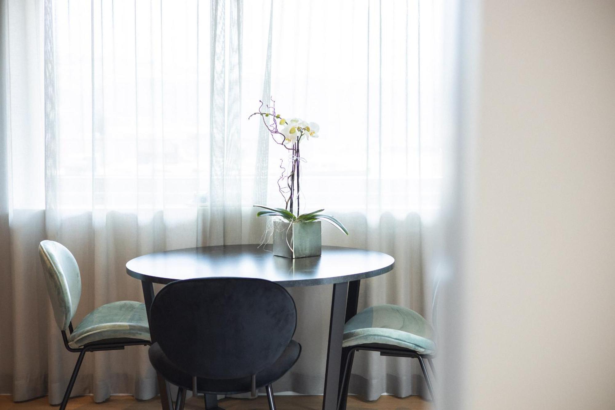 Luxe Vista City Apartments Algund Экстерьер фото